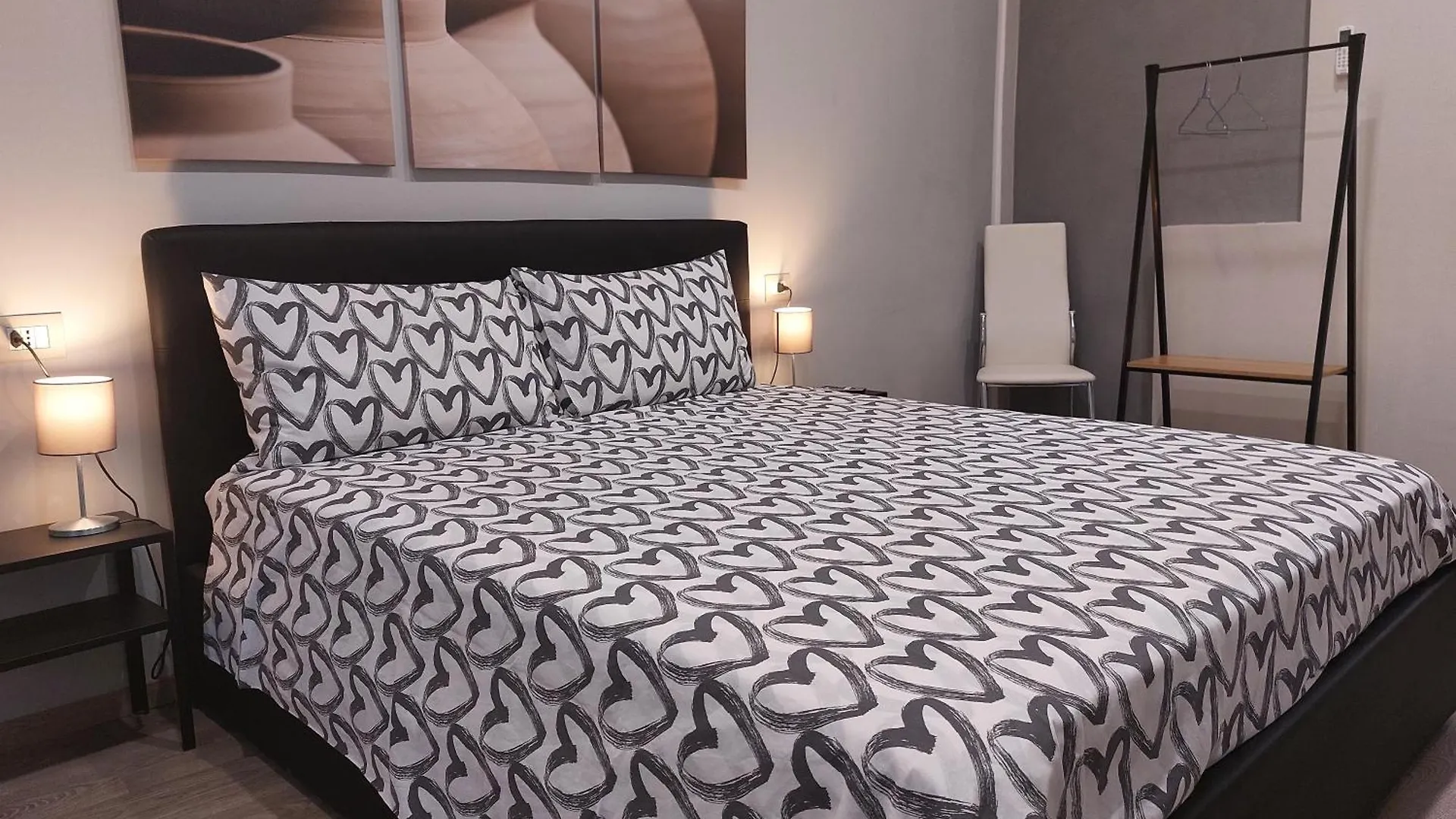 Appartamento Piazzetta La Maddalena Savona Apartment