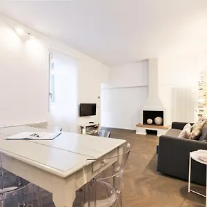 Prestige Boutique Homes - Il Nido Dei Navigli , Milan Italie