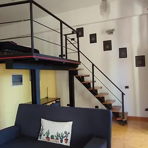 Apartment La Casa Di Amy - Loft Con Garage Privato Italien